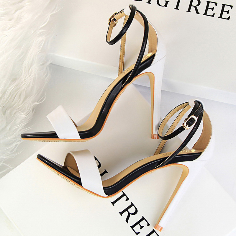 Women Black-White Concise Leat - огляд і ціна Casual Sandal Leather
